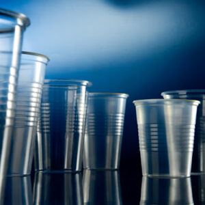 VASO GASEOSA 300 CC BLANCO LIVIANO PLASTIVAS CJA X 2400